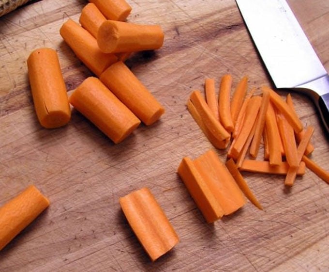 how to julienne carrots | Panning The Globe