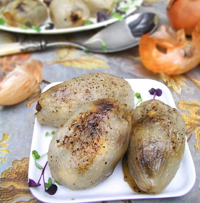 recipe for Stuffed Onions from Afghanistan - exotic and delicious - serve as an appetizer or main course