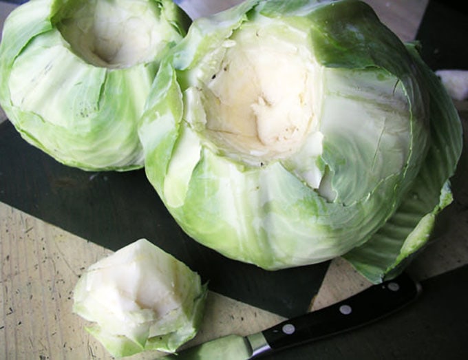 How to core cabbage