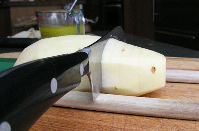 how to make hasselback potatoes | Panning The Globe