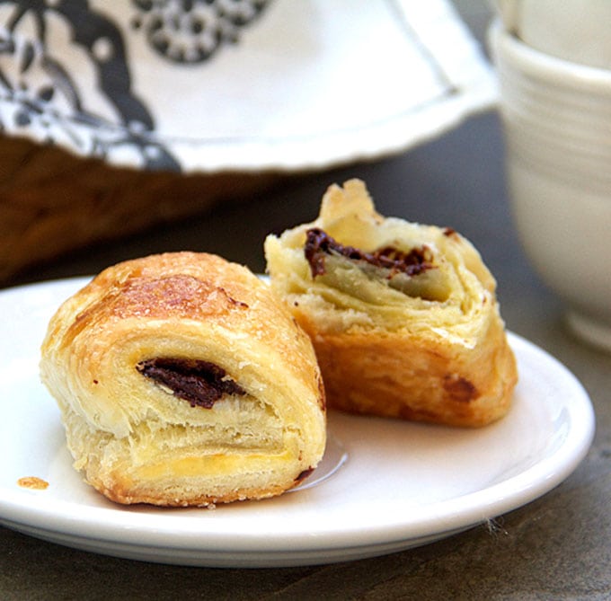 Pain Au Chocolat | an easy recipe for delicious French chocolate croissants | Panning The Globe