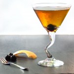 A recipe for how to mix up the perfect Perfect Manhattan
