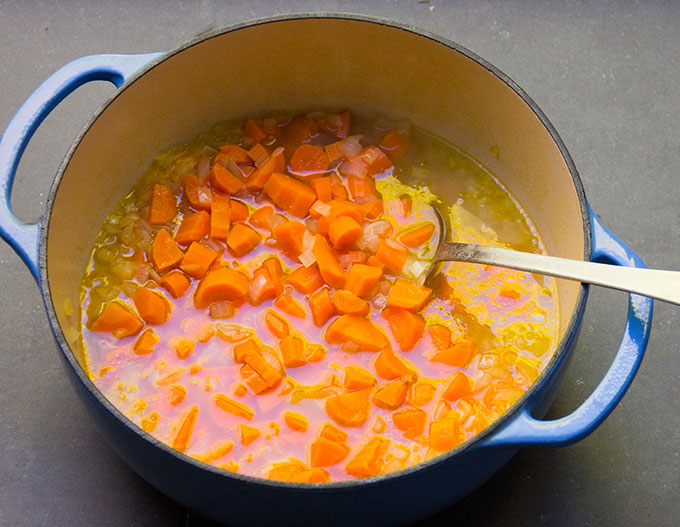 Moroccan carrot soup recipe by Panning The Globe