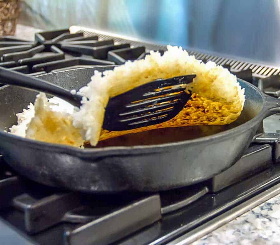 how to crisp rice in a skillet for bibimbap