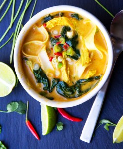 This creamy, fragrant, DELICIOUS Thai coconut curry chicken soup has spinach and rice noodles and everything you want for dinner, all in one pot!