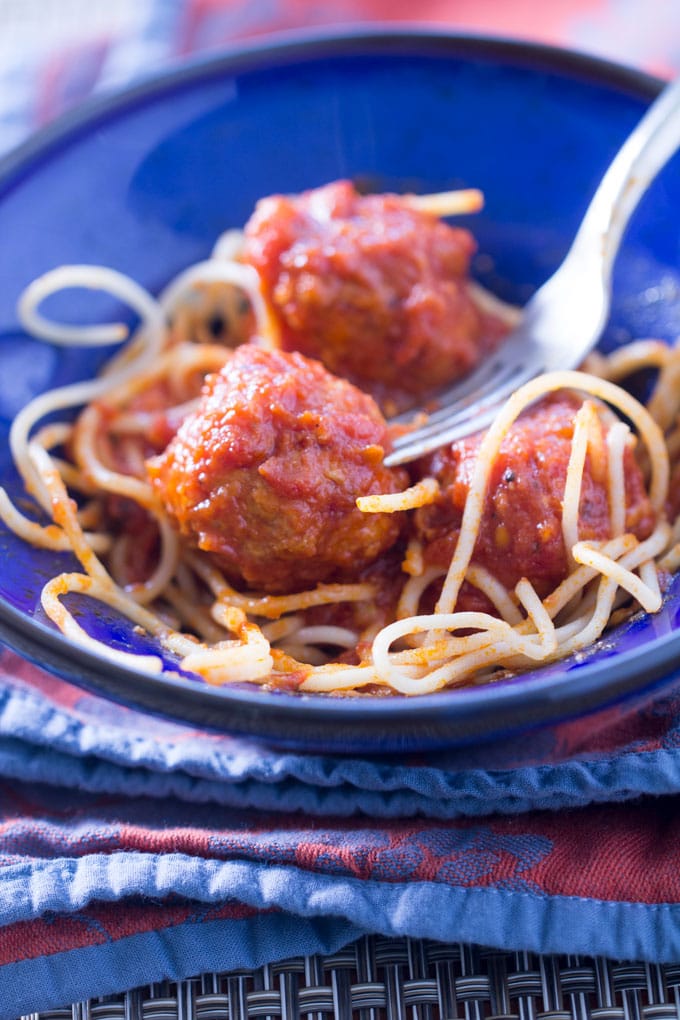 These turkey meatballs are extra tender and flavorful because of a few surprising ingredients, tomato paste, sweet potatoes and garbanzo bean flour. These scrumptious healthy meatballs have become a weekly staple at my house. We love them over pasta, zoodles or spaghetti squash l panningtheglobe.com