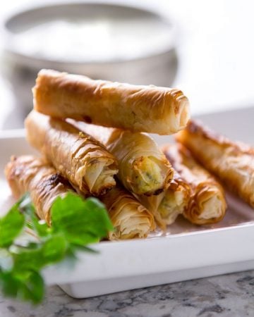 Sigara Borek: Crisp phyllo rolls filled with feta and scallions - a delicious Turkish appetizer recipe