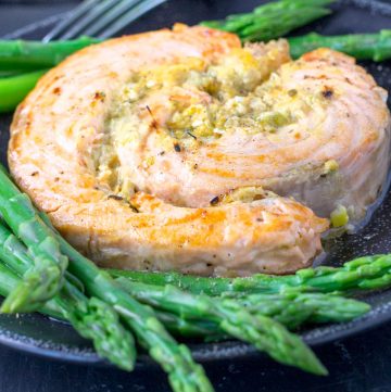 Here's one of the best ways to make melt-in-your-mouth, delicious broiled salmon, and it's surprisingly simple. Stuff or coat the salmon with a mixture of mustard, horseradish and scallions; set it under the broiler; and in just a few minutes, you'll have an elegant salmon dinner.