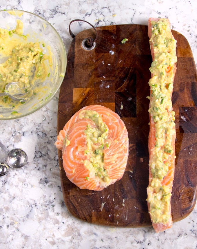 How to prepare broiled salmon roulades with horseradish mustard.