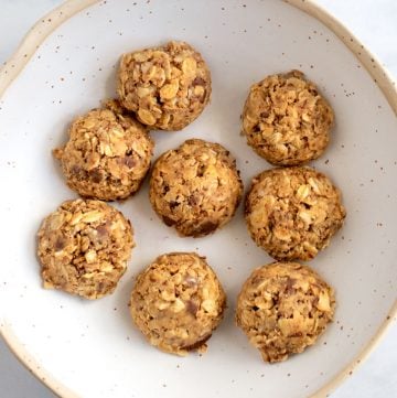 Bowl of no bake oatmeal peanut butter snack bites