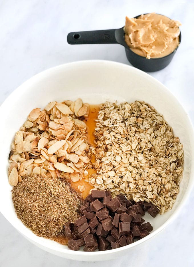 ingredients for no bake oatmeal peanut butter energy bites